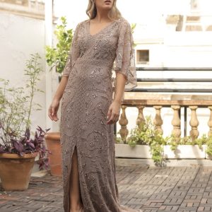 Vestido largo raja delantera